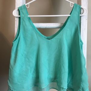Scallop teal crop top